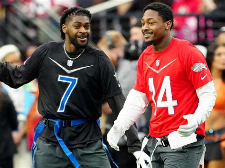 Are Trevon And Stefon Diggs Related? Brother Age Gap Family And Net Worth Difference