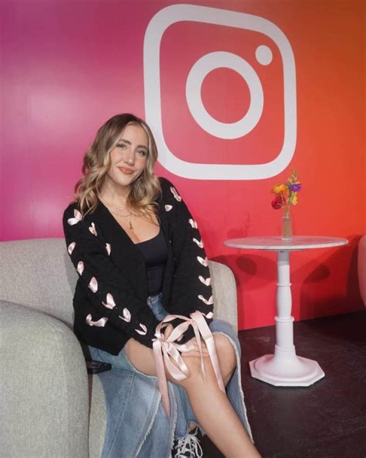 Ava Kolker TikTok Age: Everything On Parents, Wikipedia and Siblings