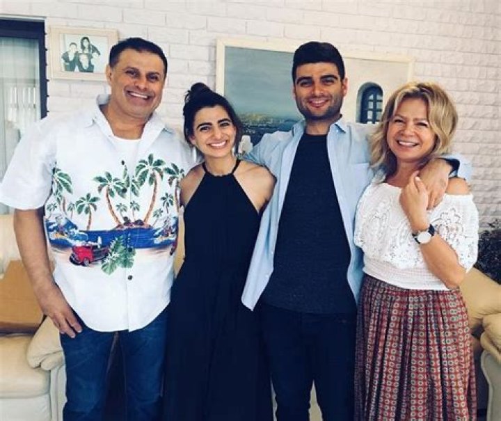 Claudia Doumit Husband, Net Worth, Parents, Boyfriend, Heritage, Height, Wiki, Bio