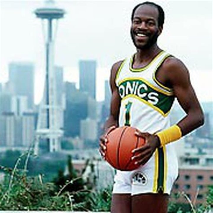 Gus Williams Net Worth, Income, Salary, Earnings, Biography