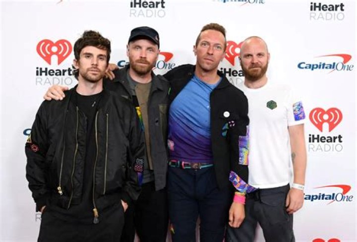 Guy Berryman Bio, Wiki, Age, Height, Wife, Child, Bass, House, Net Worth