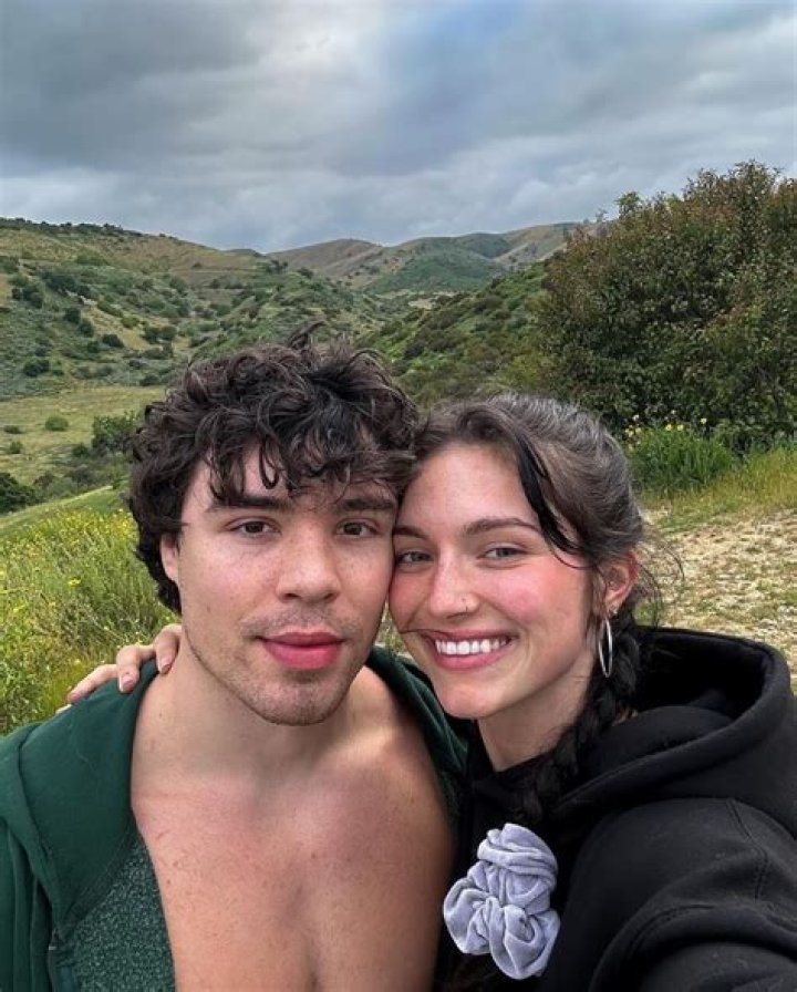 HasanAbi Net Worth: Height, Age, Bio, Career, Real Name & Girlfriend