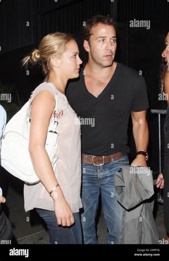Jeremy Piven Girlfriend: Is Jeremy Piven In A Relationship?
