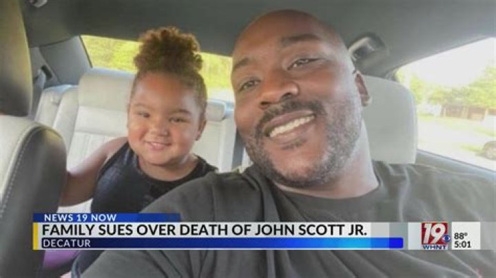 John L. Scott Jr. Wife: Meet Joan Crouch