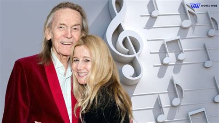 Marilyn Deutsch Bio, Age, Husband, Fox 12, Salary And Net Worth