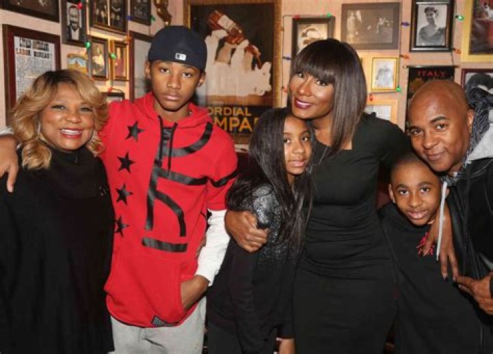 Towanda Braxton New Husband, Net Worth, Age, Son, Siblings, Kids, Instagram