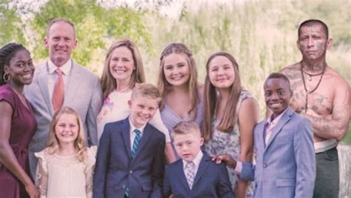 Vivian Barrett: 10 Facts On Amy Coney Barrett Daughter
