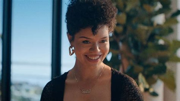 Who Is Aiyana Goodfellow? Everything To Know About The Outlaws Actress