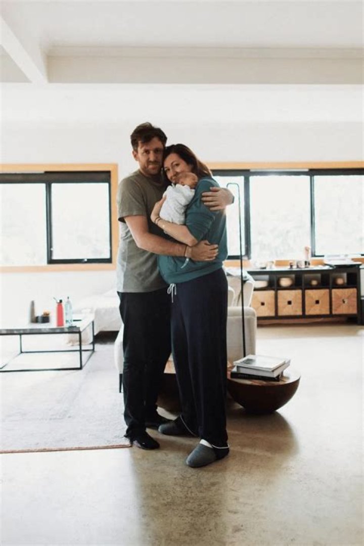 Who Is Dara Munnis? All We Know About Celia Pacquola’s Baby Daddy