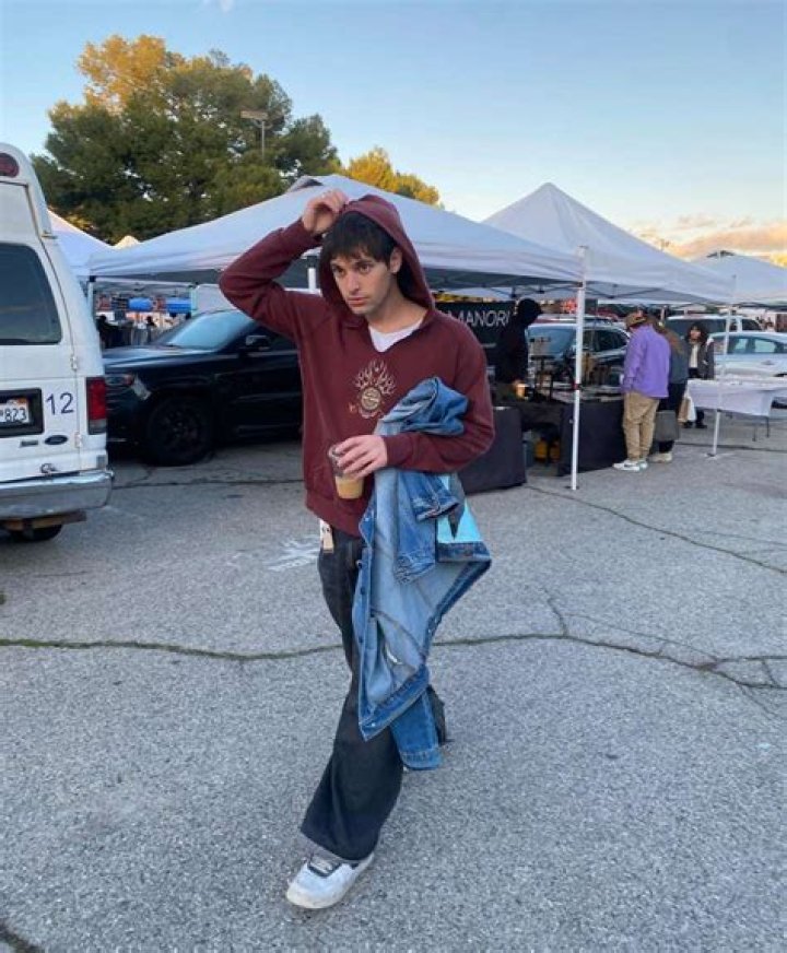 Zarbruh Tiktok Age, Height, Ethnicity, How Tall/Old Is Zarbruh From Tik Tok?